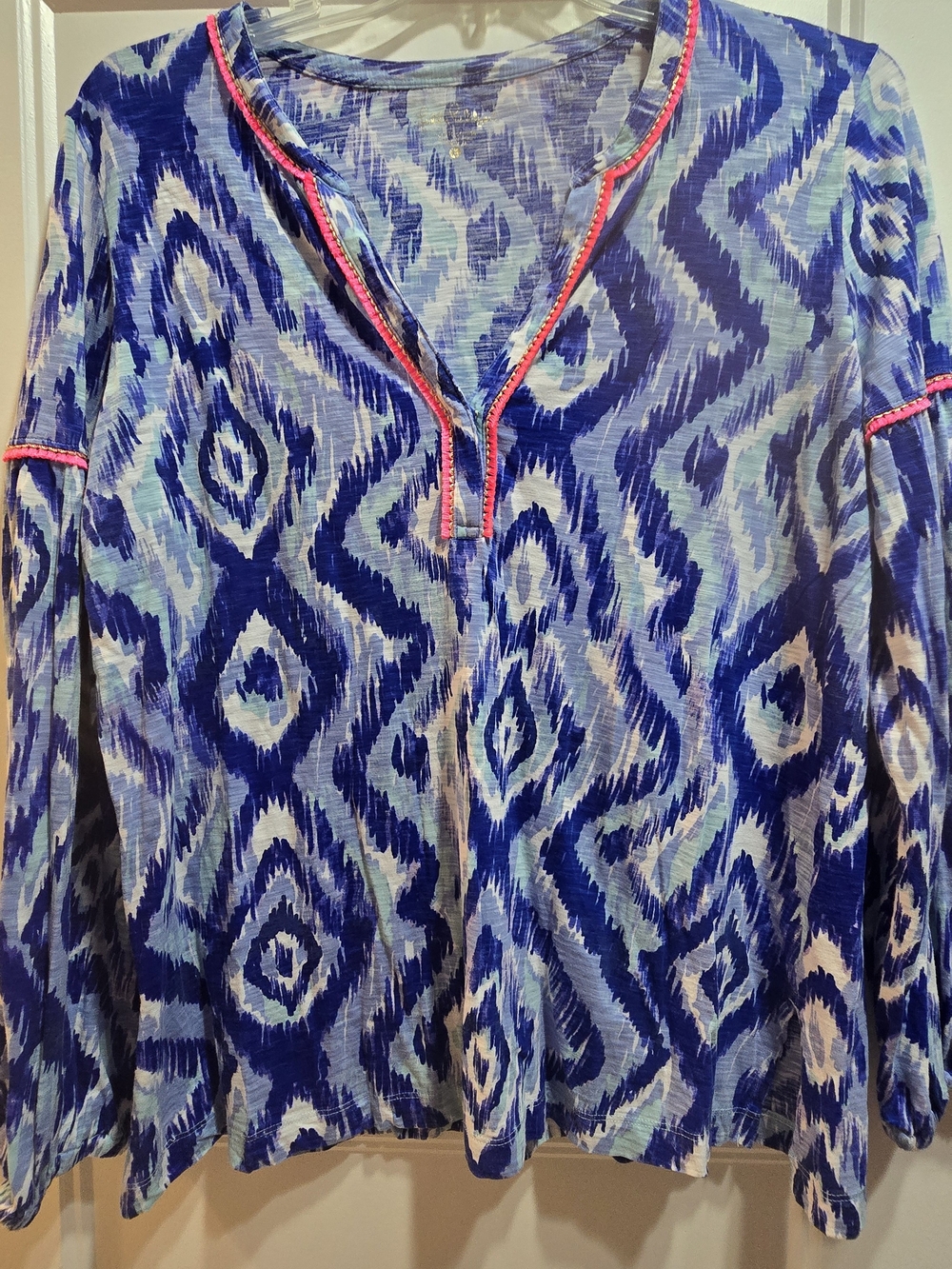 Lilly Pulitzer Blue Ikat Tunic with Pink Trim Size L